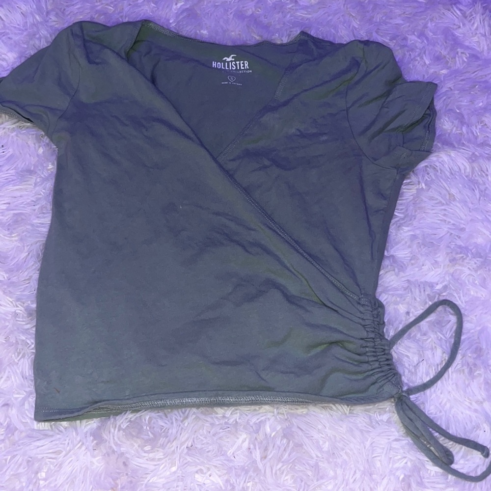 Short Sleeve Hollister Shirt